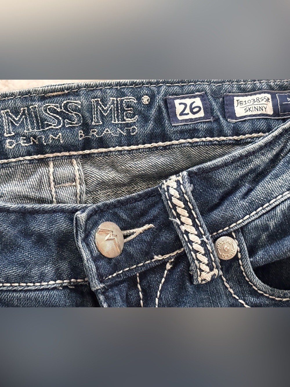 Miss Me Signature Skinny Rhinestone Stretch Jeans Low Rise  26X31 - Picture 9 of 11